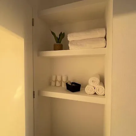 Duplo Com Casa De Banho Exclusiva No Oporto