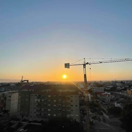 Duplo Com Casa De Banho Exclusiva No Apartamento *